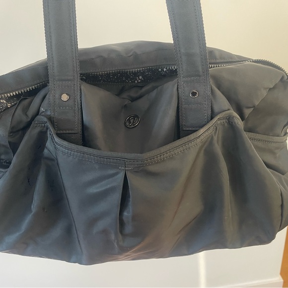 Lululemon workout duffle gym bag black - Picture 3 of 11
